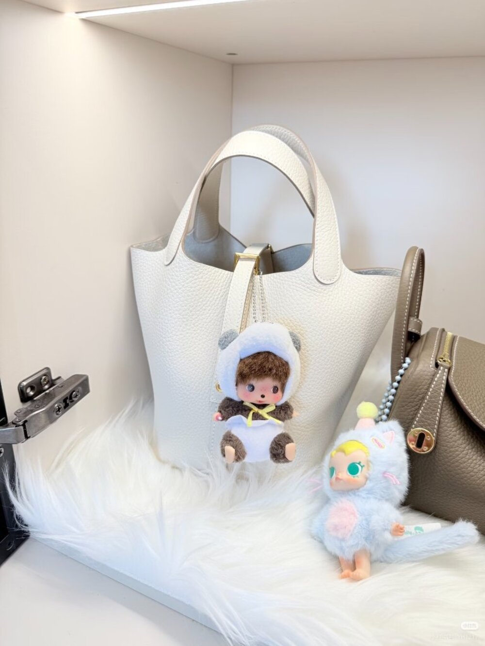 Classic Hermes Bag: A Stylish and Versatile Choice for Elegance